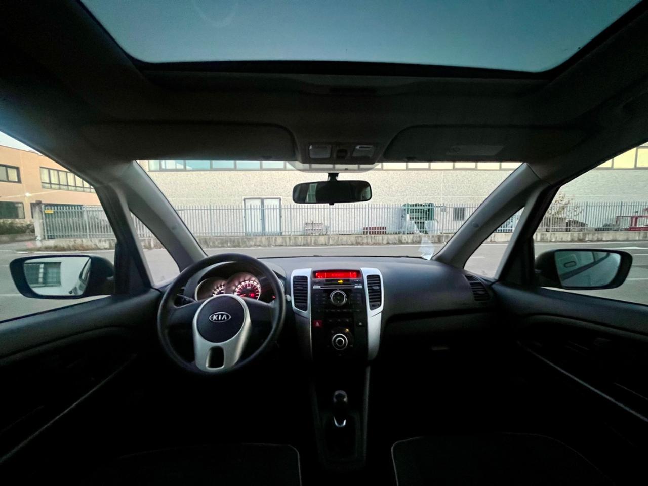 Kia Venga 1.4benz 2011 152.000km perfetta per neopatentati