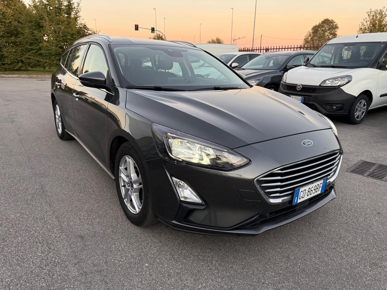 Ford Focus Sw 1.5 120 CV Navi Fari Led Garanzia Full