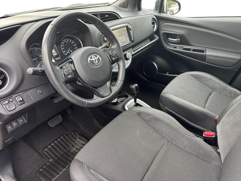 Toyota Yaris 1.5 hybrid Style 5p