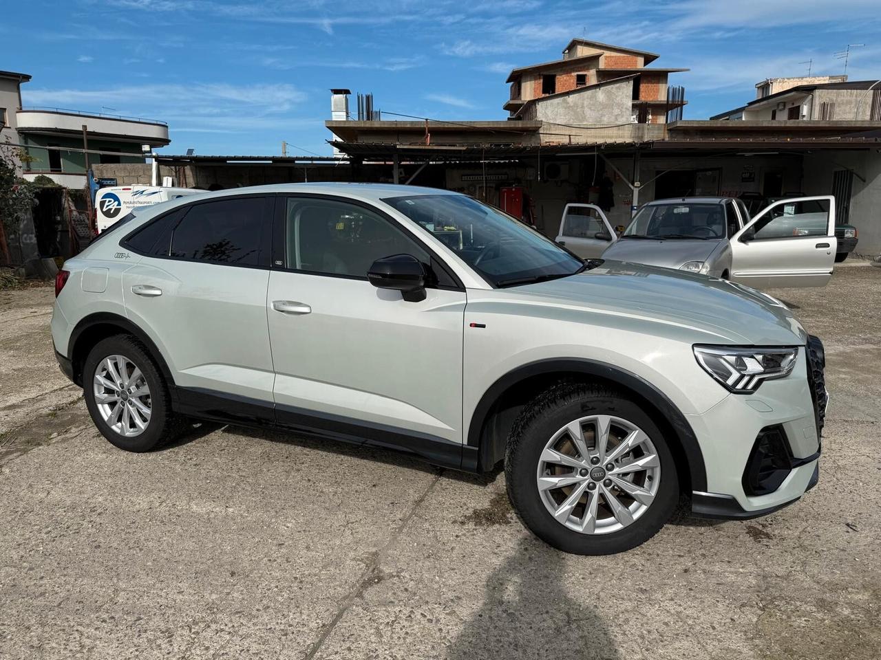 Audi Q3 SPB 35 TDI S line edition