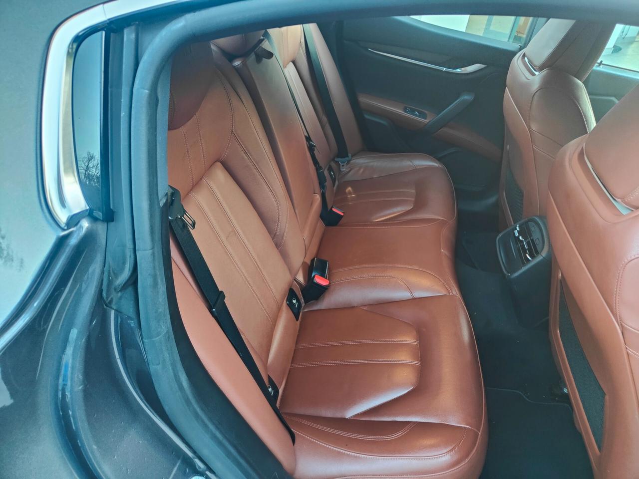 Maserati Ghibli V6 Diesel Gransport 250cv