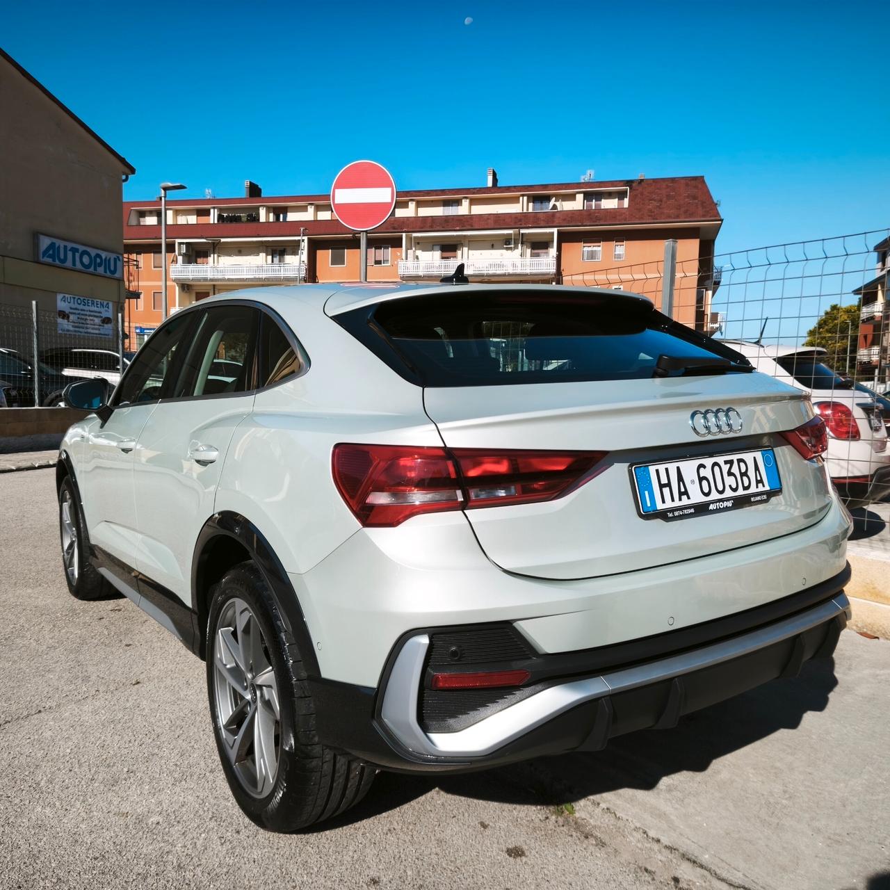 Audi Q3 35 TFSI S tronic line edition