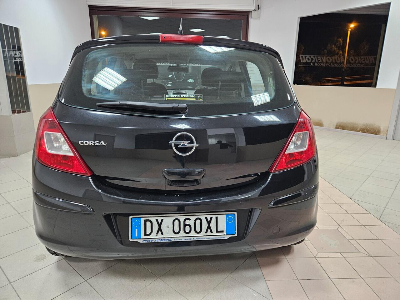 Opel Corsa 1.2 5 porte Enjoy