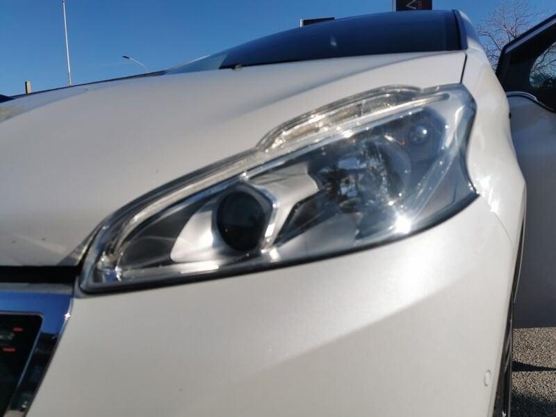 Peugeot 208 PureTech Turbo 110 EAT6 S&S 5 porte GT Line