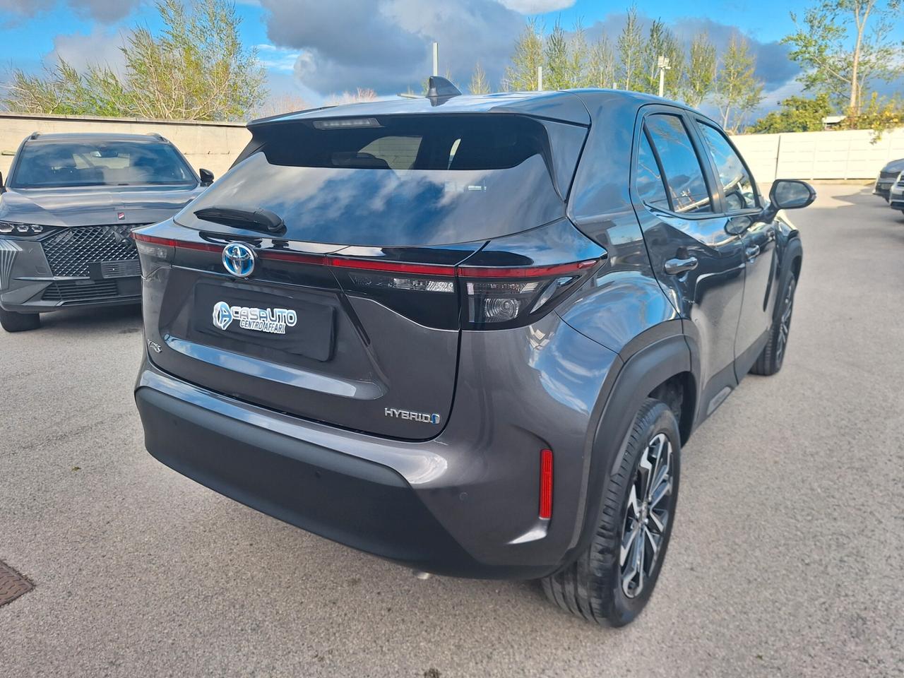Toyota Yaris Cross 1.5 Hybrid 115cv Business NAV+RETROCAM. 2023