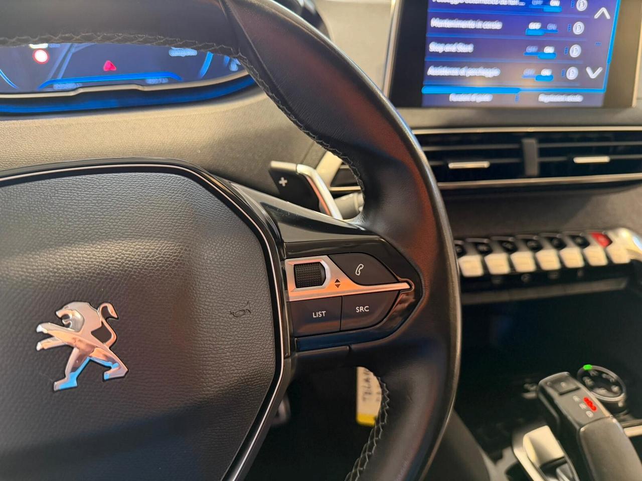 Peugeot 5008 BlueHDi 130 S&S EAT8 Crossway
