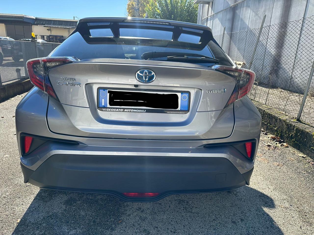 Toyota C-HR 1.8 Hybrid E-CVT Style