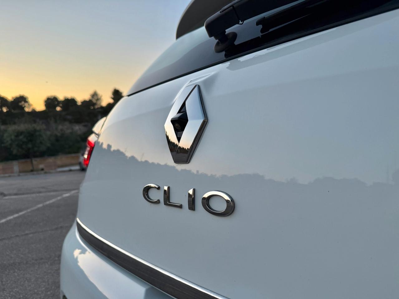 Renault Clio/1.5 75CV/CERCHI 17/FULL LED/RETROCAMERA