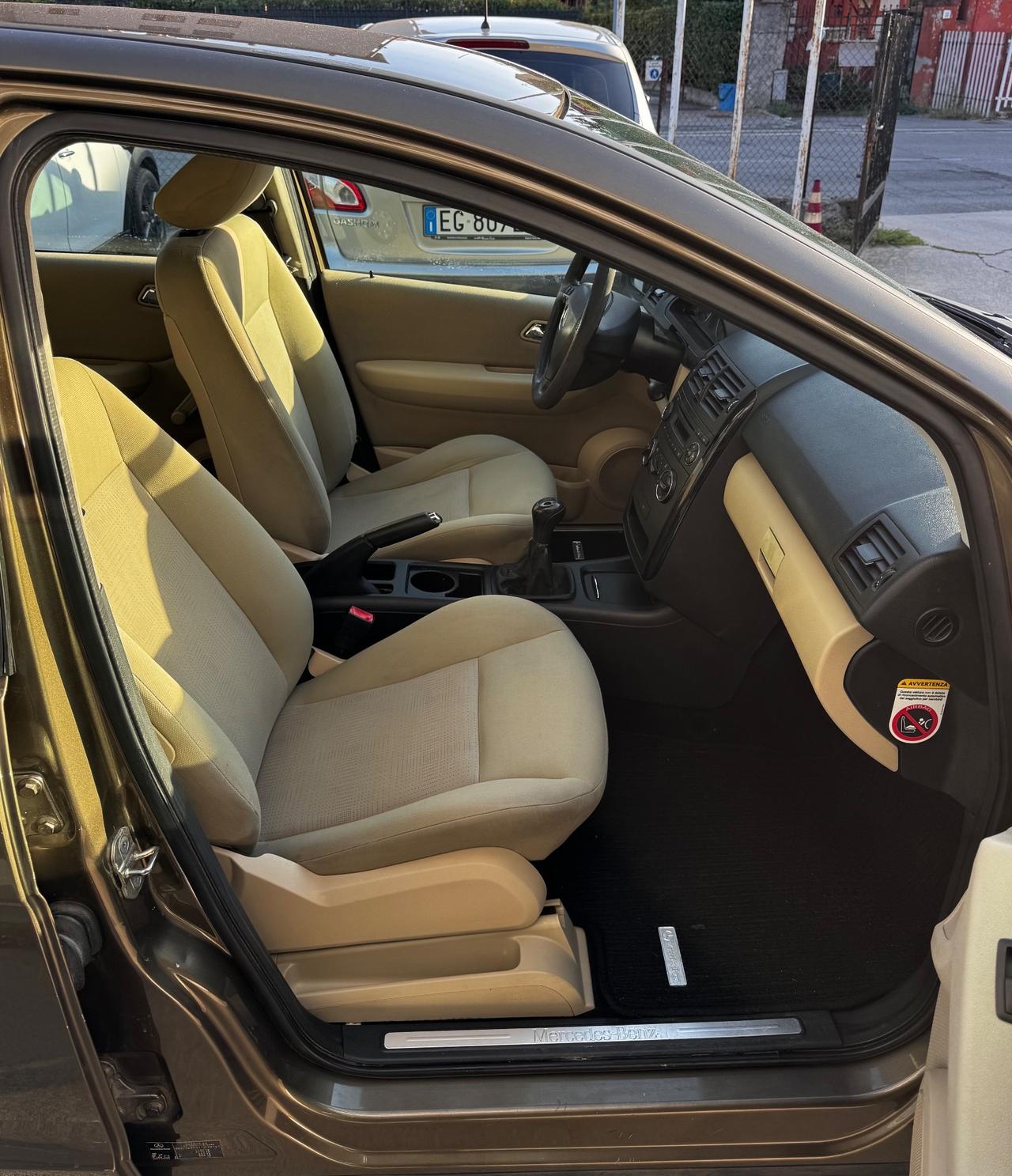 Mercedes-benz A 160- Neopatentati -95cv