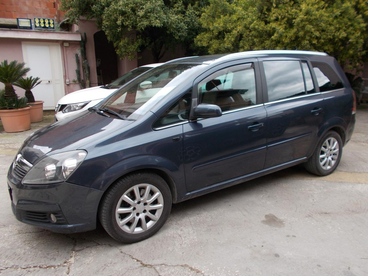 Opel Zafira 1.9 CDTI 120CV Cosmo