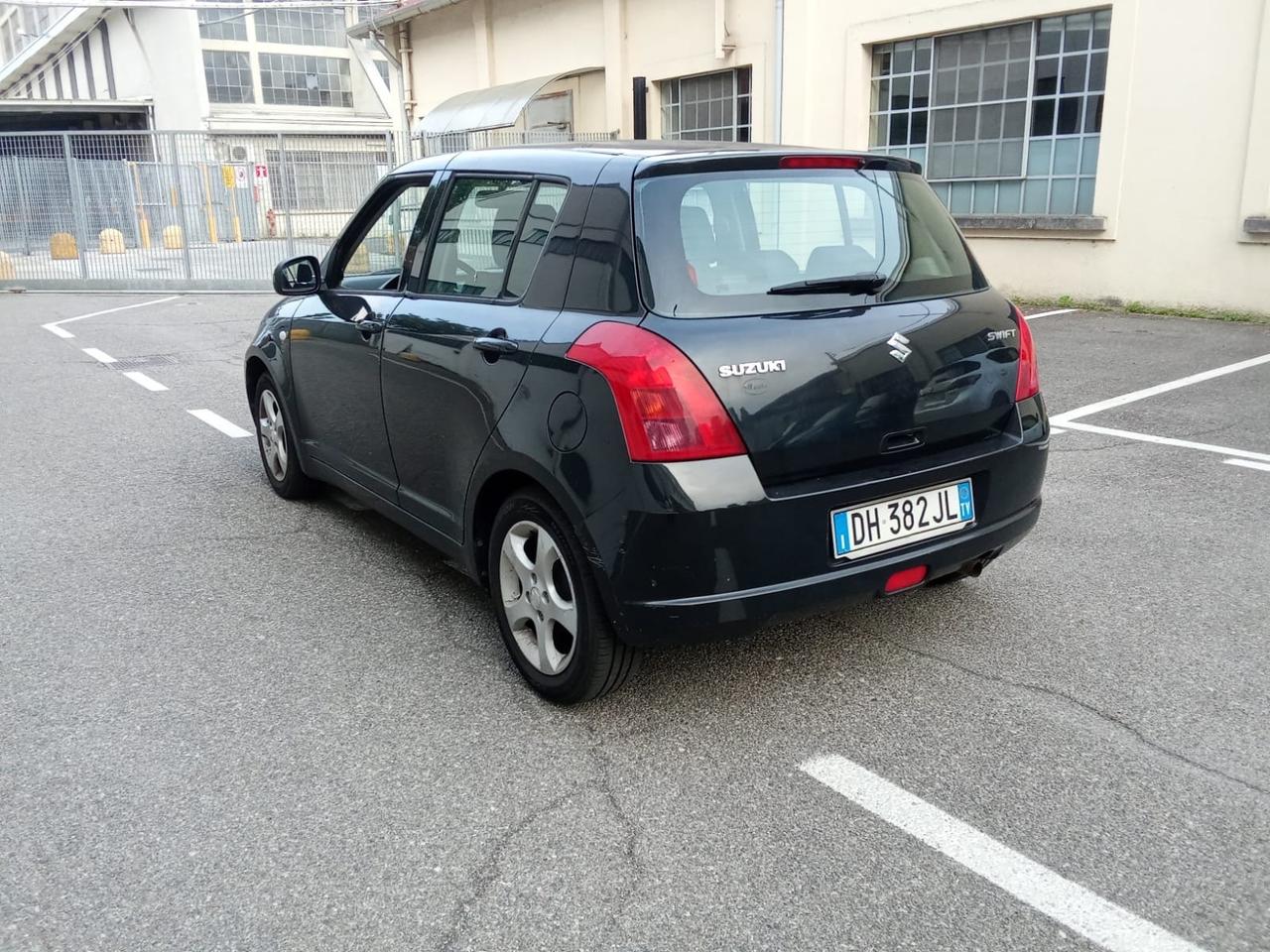 Suzuki Swift 1.3 benzina/gpl