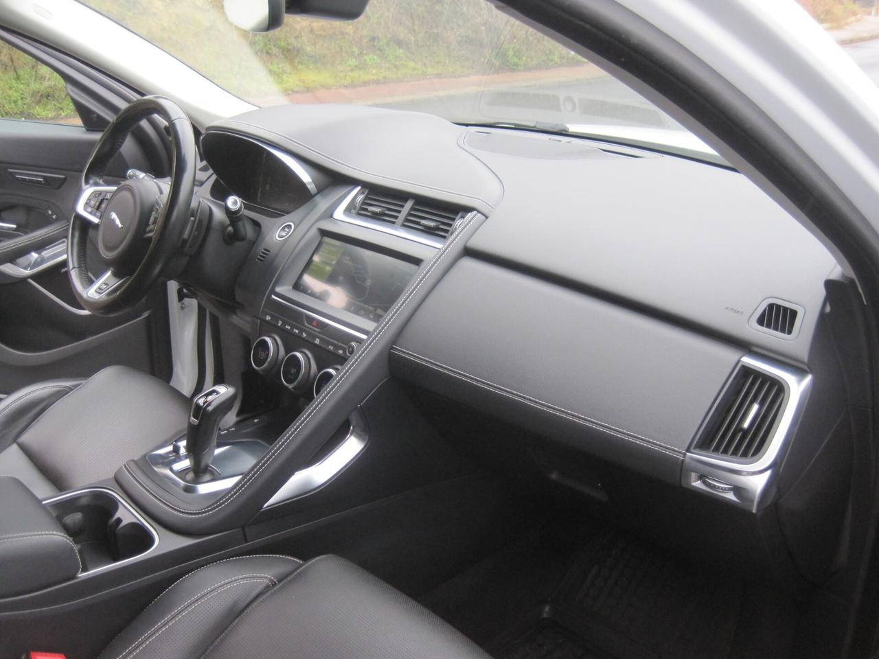 Jaguar E-Pace 2.0D 150 CV AWD aut. R-Dynamic HSE