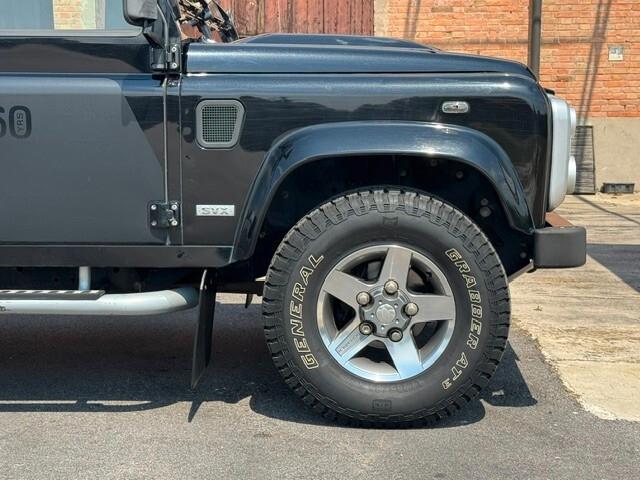 Land Rover Defender SVX 60 Anniversario