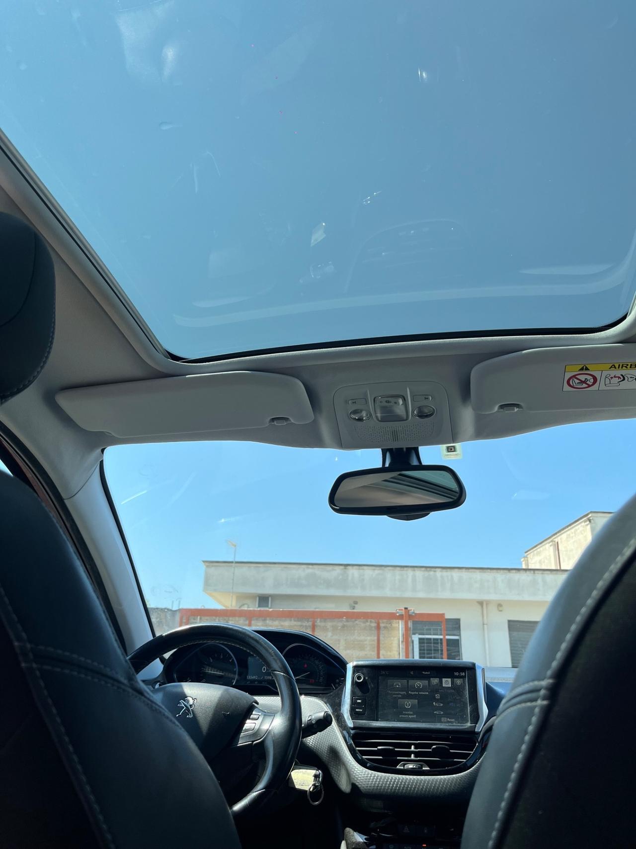 Peugeot 2008 BlueHDi 100 GT Line Unipro 2016