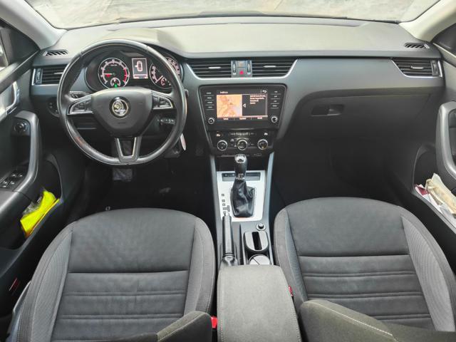 SKODA Octavia 1.5 DSG Wagon Executive G-Tec