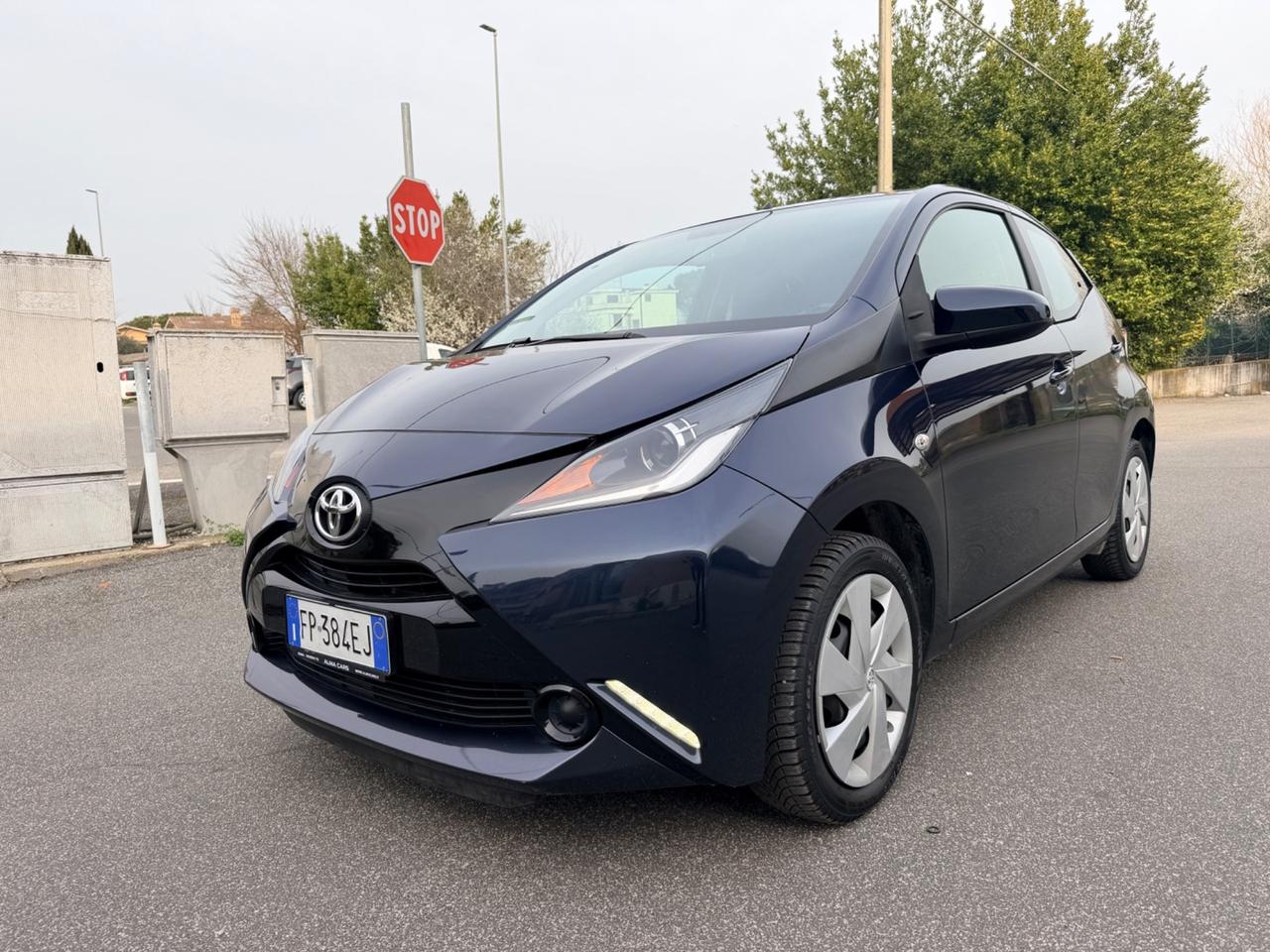 Toyota Aygo 1.0 VVT-i 69 CV 5 porte x-play