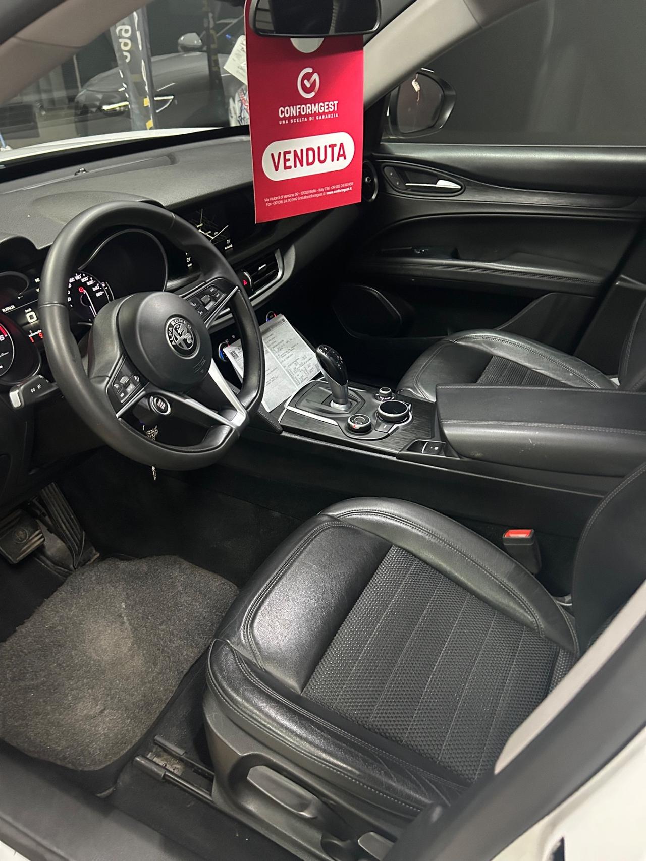 Alfa Romeo Stelvio 2.2 Turbodiesel 150 CV AT8 RWD Super