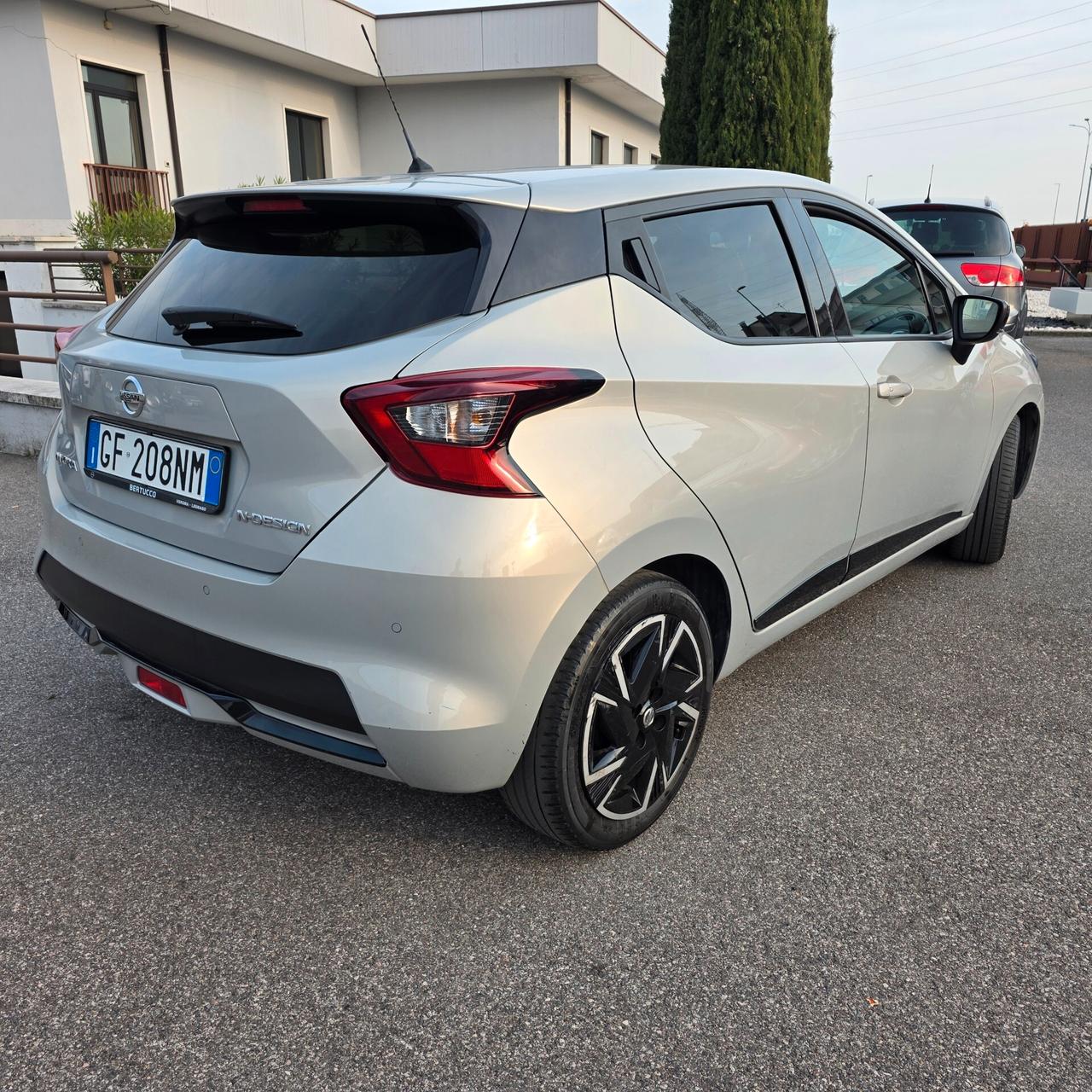 Nissan Micra IG-T 92 5 porte NEOPATENTATI OK