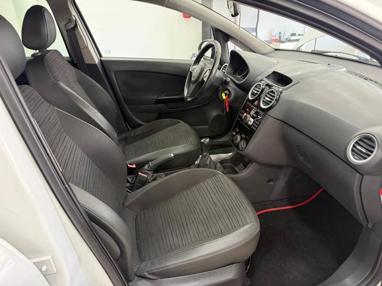 Opel Corsa 1.2 gpl 2014 restyling