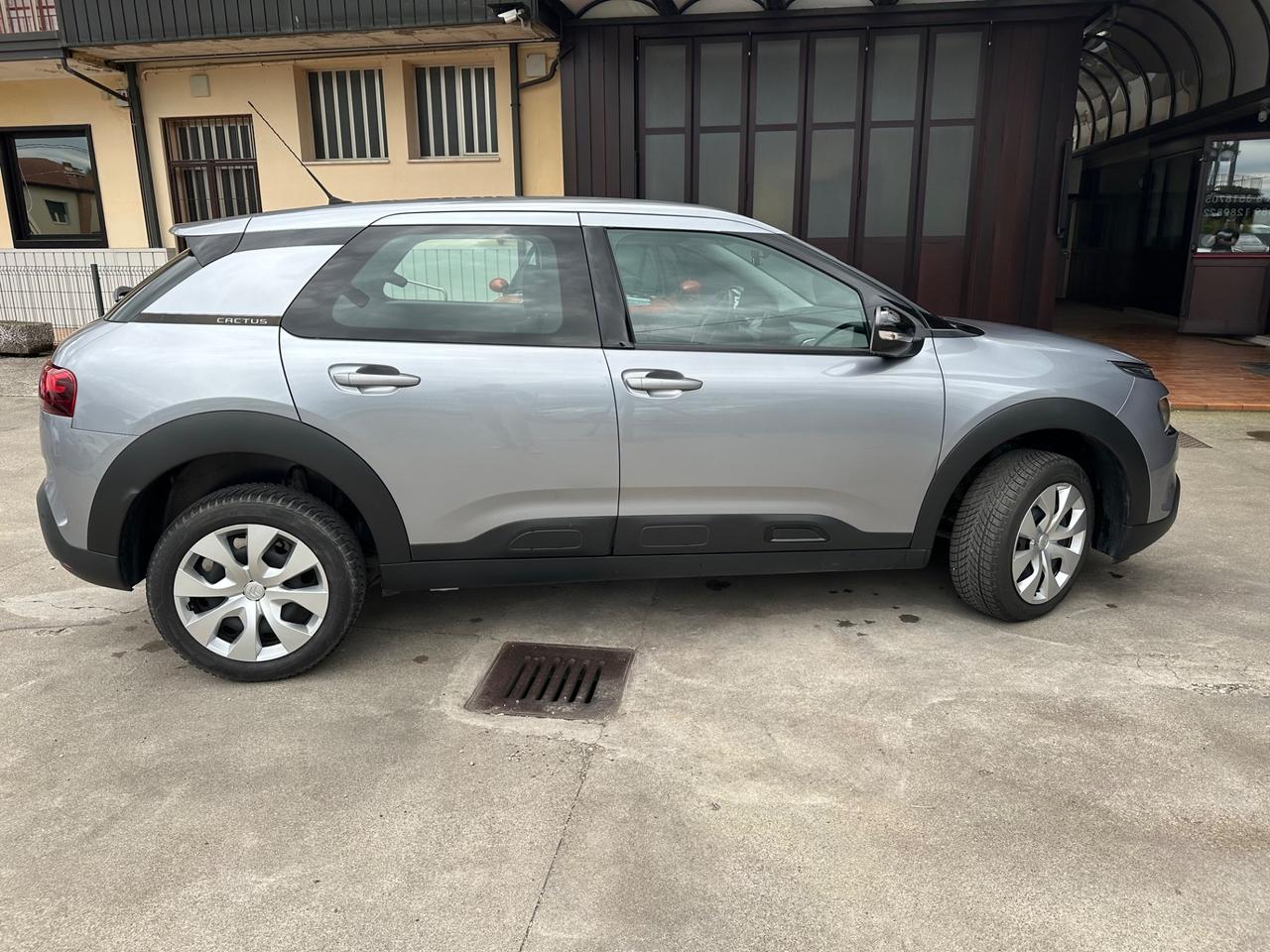 Citroen C4 Cactus BlueHDi 100 S&S Shine