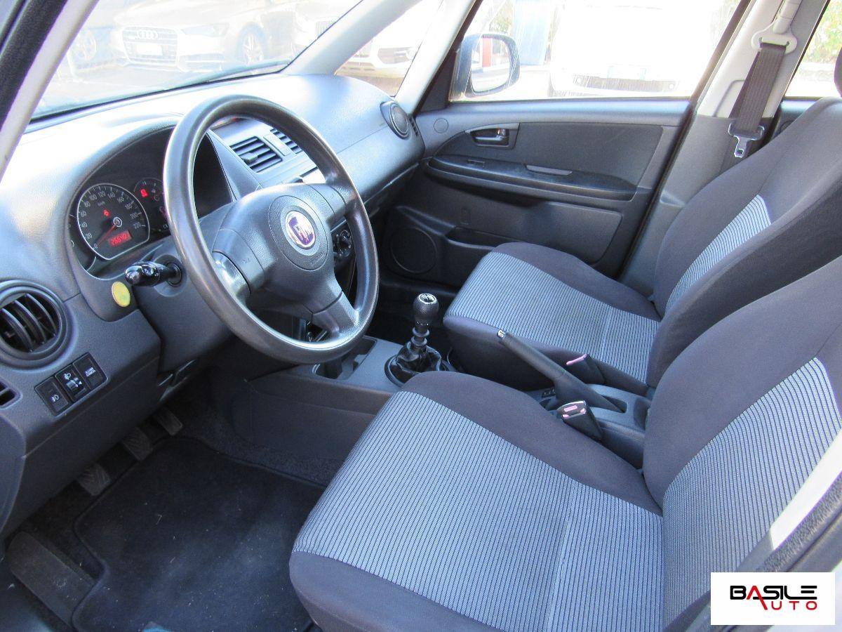 FIAT - Sedici - 1.9 MJT 4x4 Experience