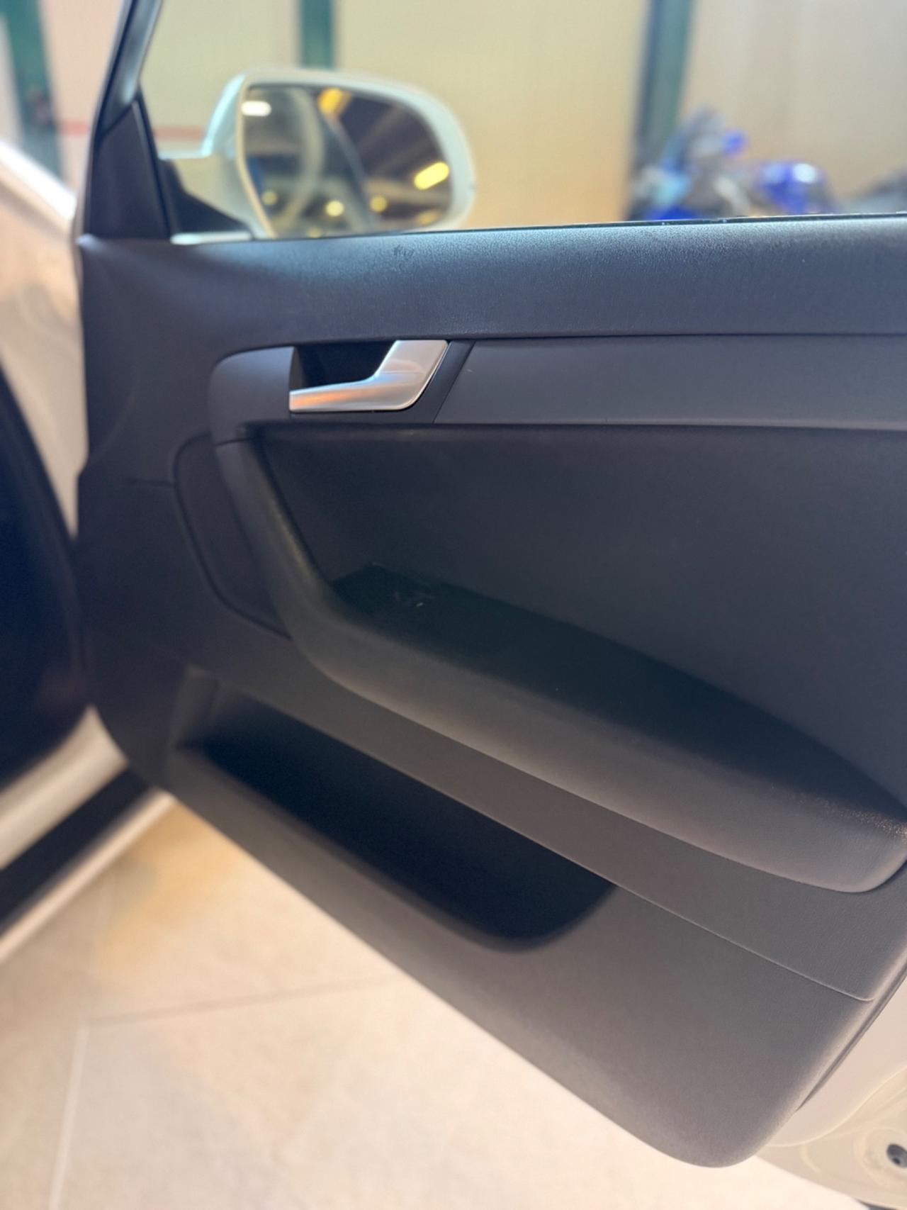 Audi A3 SPB 1.6TDI ATTRACTION NEOPAT KMCERT GARANZ