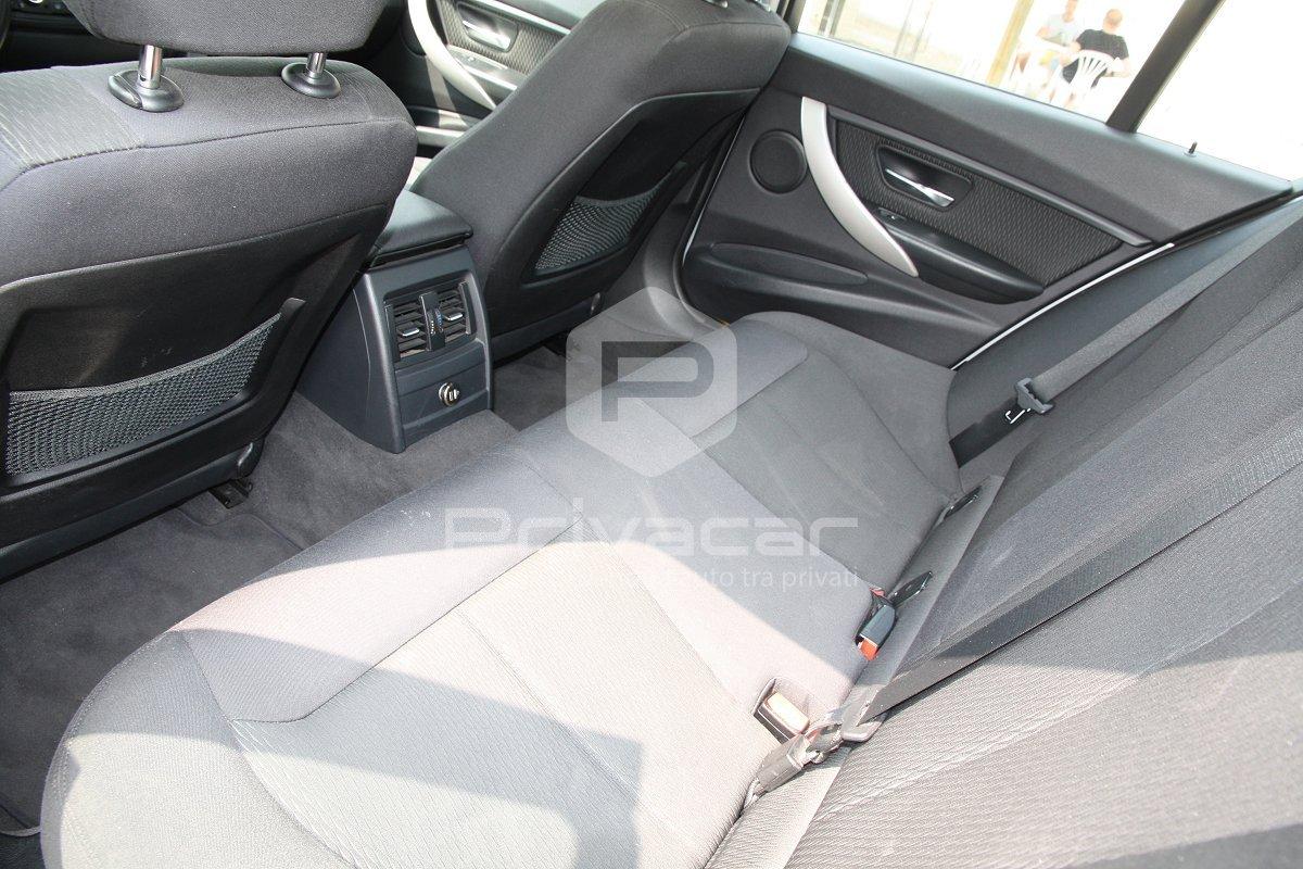 BMW 320d Business aut.