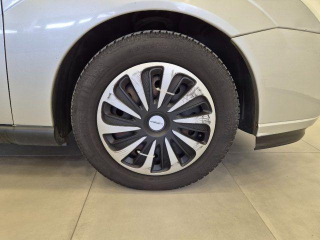 FORD Focus 1.8 TDi cat 5p. Ambiente - NEOPAT. - Clima