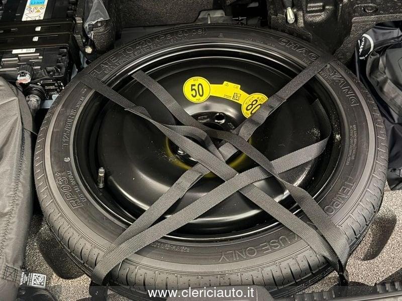 Volvo XC60 B5 AWD automatico Plus Dark