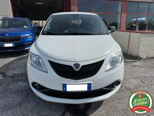 LANCIA Ypsilon 1.0 FireFly 5 porte S&S Hybrid Ecochic Gold