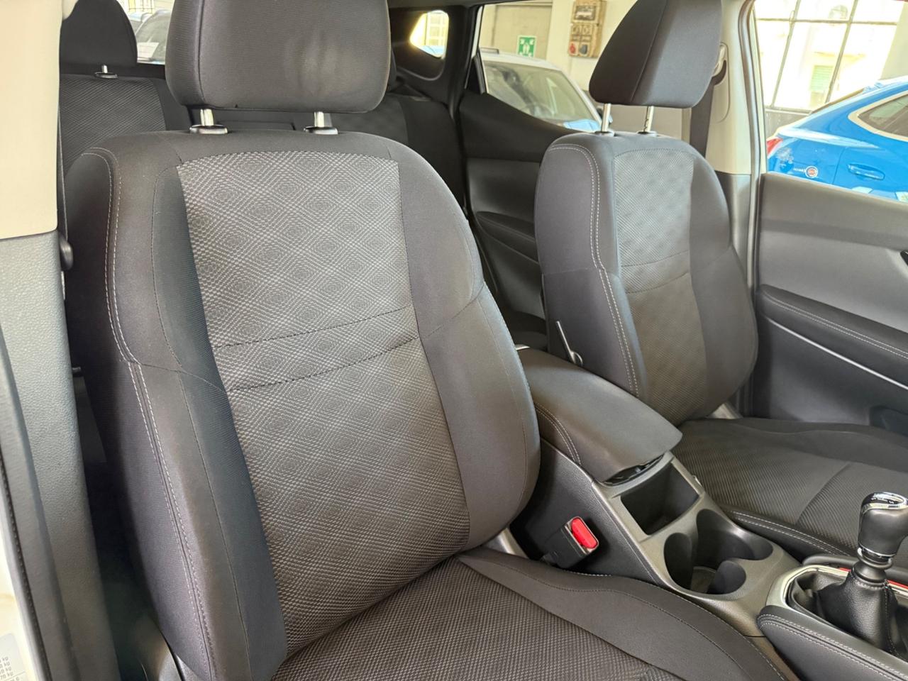 Nissan Qashqai 1.5 dCi N-Connecta