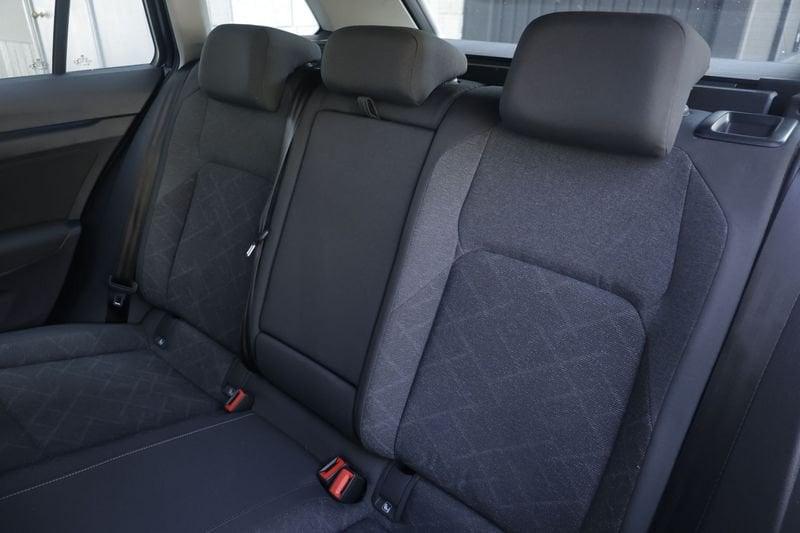 Volkswagen Golf Volkswagen Golf 2.0 TDI 150 CV DSG SCR Variant R-Line PROMOZIONE Unicoproprietario