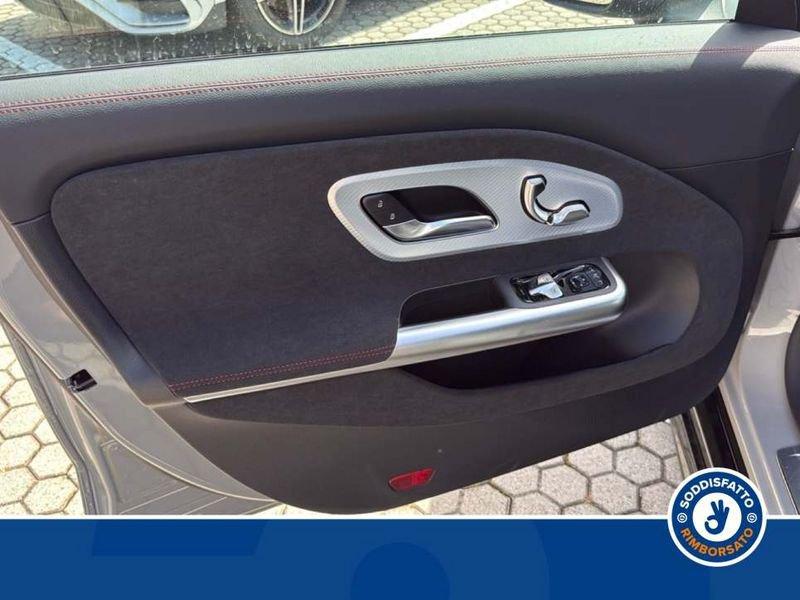 Mercedes-Benz CLA 200 Automatic 4Matic Coupé AMG Line Premium