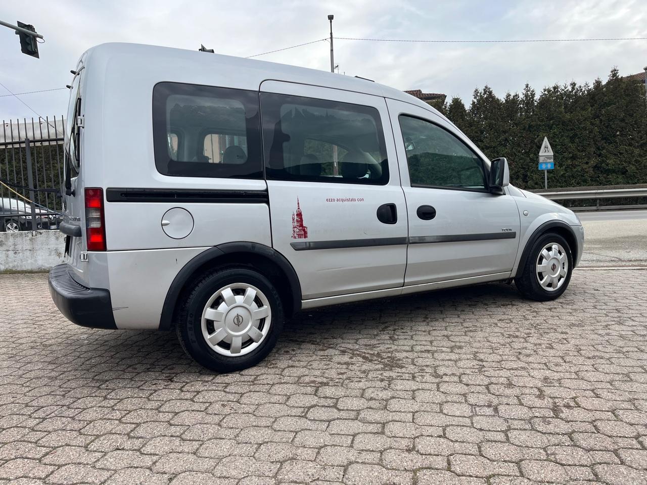 Opel Combo 1.7 CDTI 5p. Tour