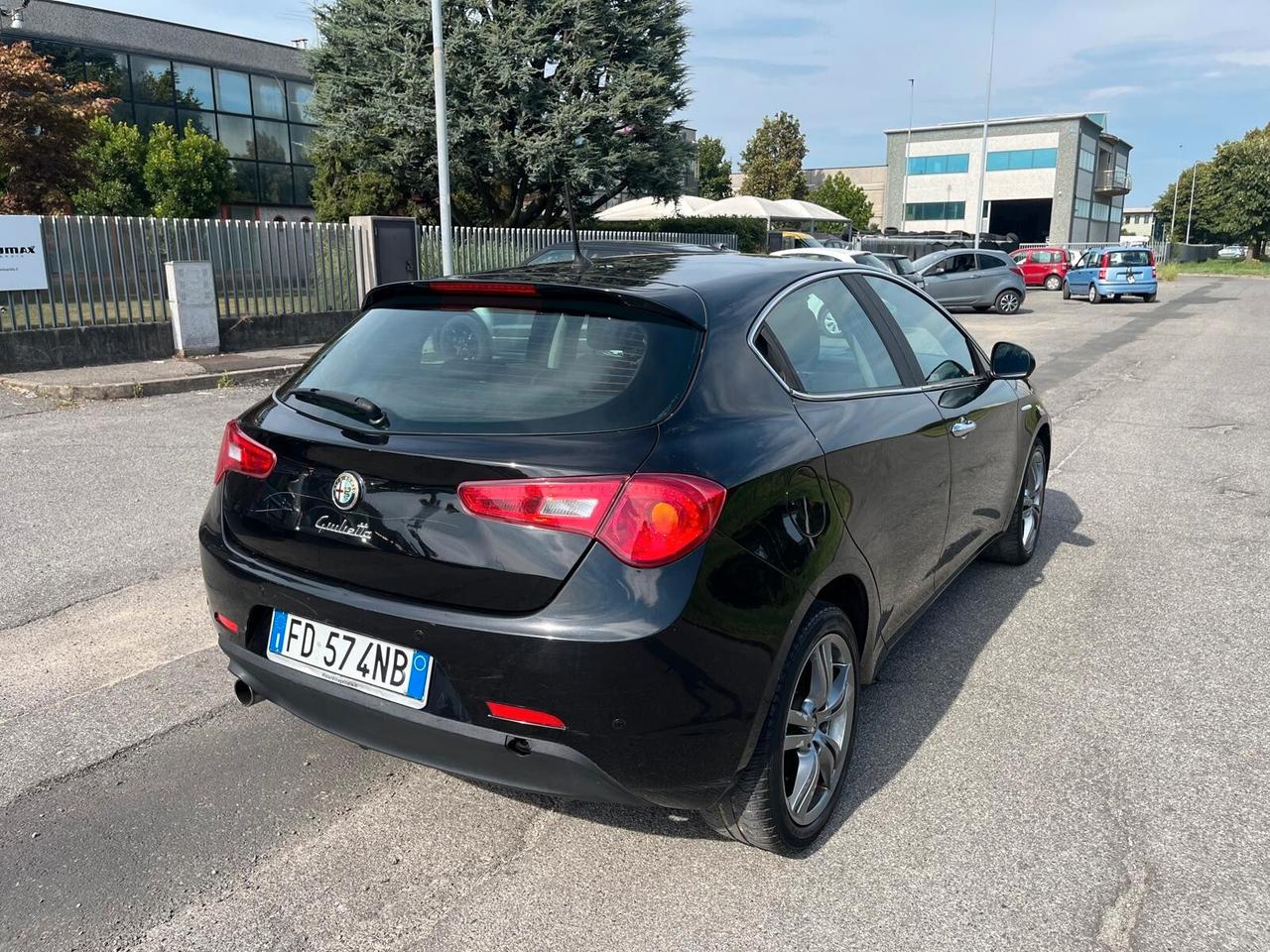 Alfa Romeo Giulietta 1.6 JTDm-2 120 CV Distinctive