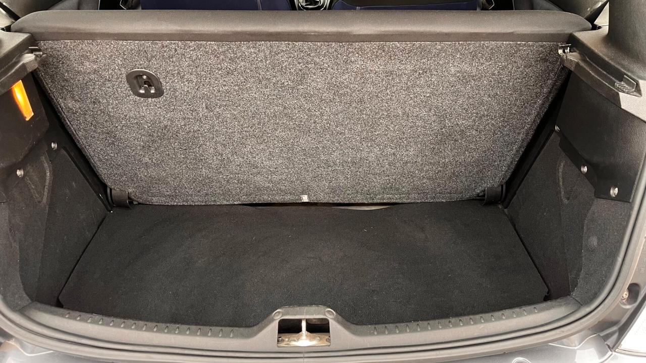 Lancia Ypsilon 1.2 8v