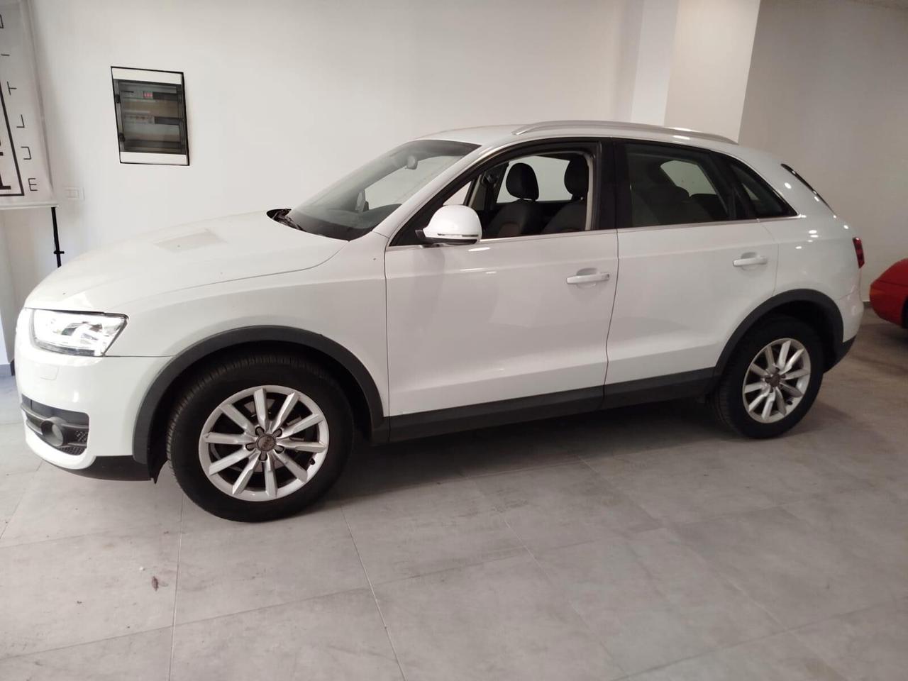Audi Q3 2.0 TDI 140 cv
