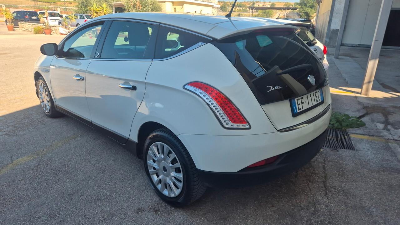 Lancia Delta 1.6 MJT DPF Oro