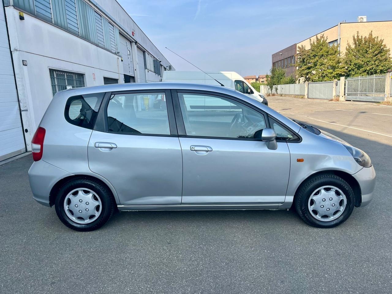 Honda Jazz 1.2benz 2002 86.000km perfetta per neopatentati