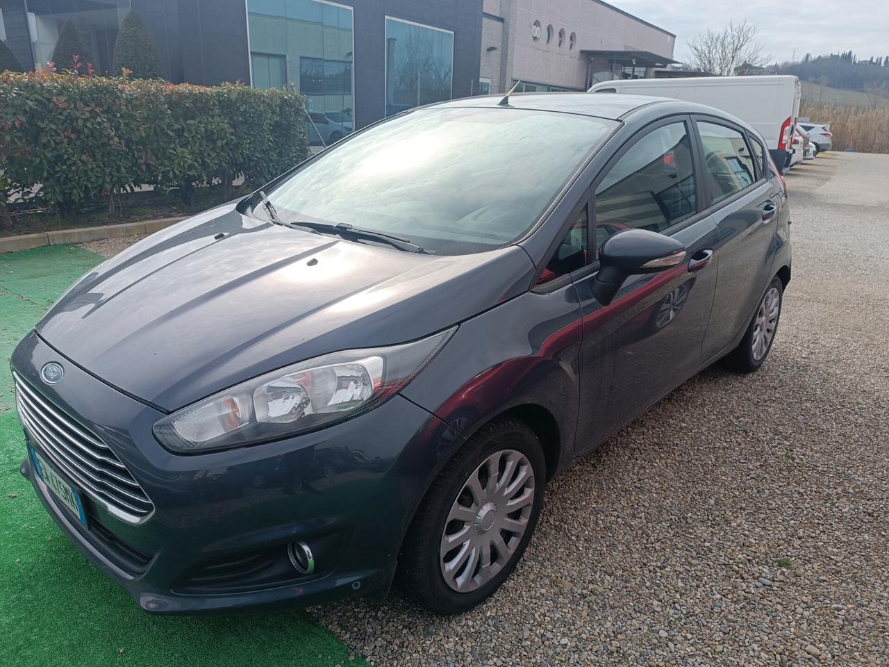 Ford Fiesta 1.5 TDCi 75CV 5 porte Titanium