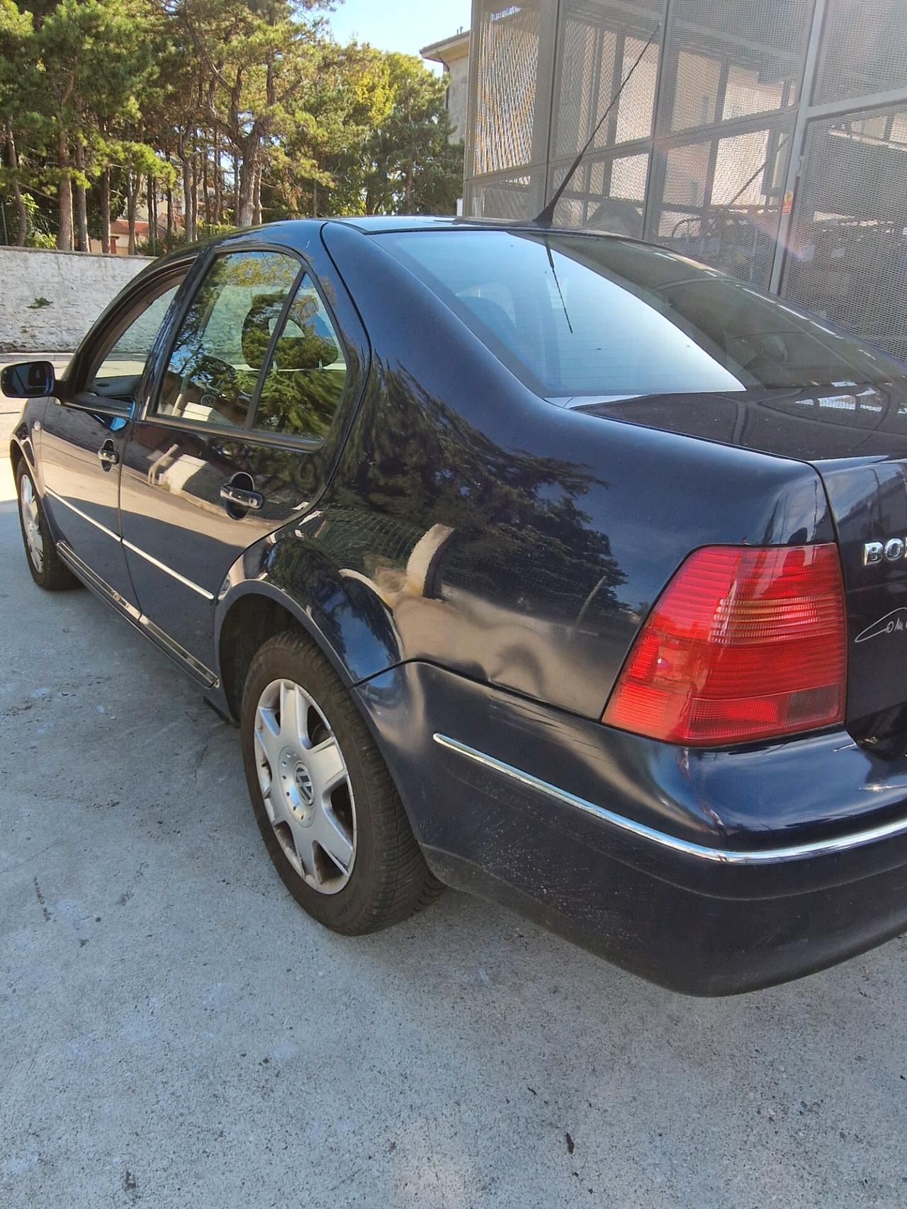 Volkswagen Bora 1.6 16V Benz - 105CV