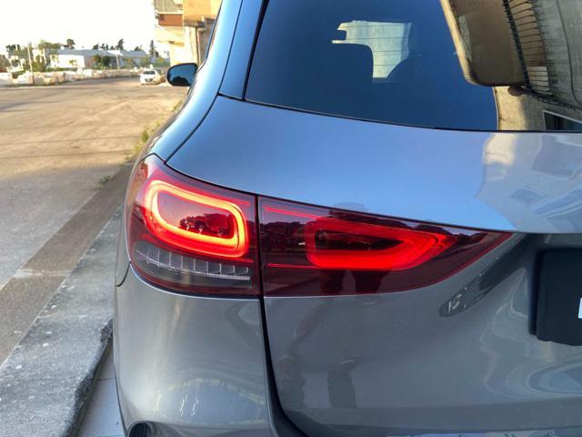 MERCEDES-BENZ GLA 200 d Automatic Premium Amg PACK NIGHT