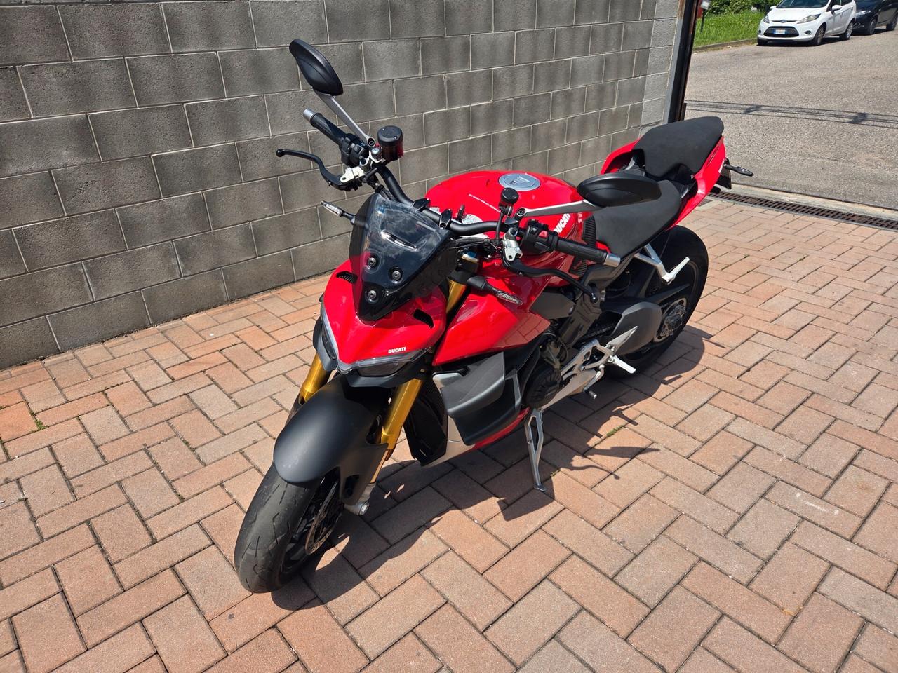 Ducati Streetfighter V4 S