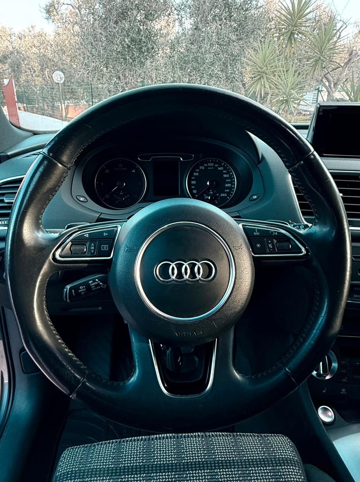 Audi Q3 2.0 TDI 150 CV quattro S tronic Sport