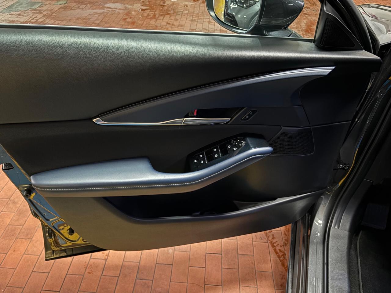 Mazda CX-30 2.0L Skyactiv-G M Hybrid 2WD Executive