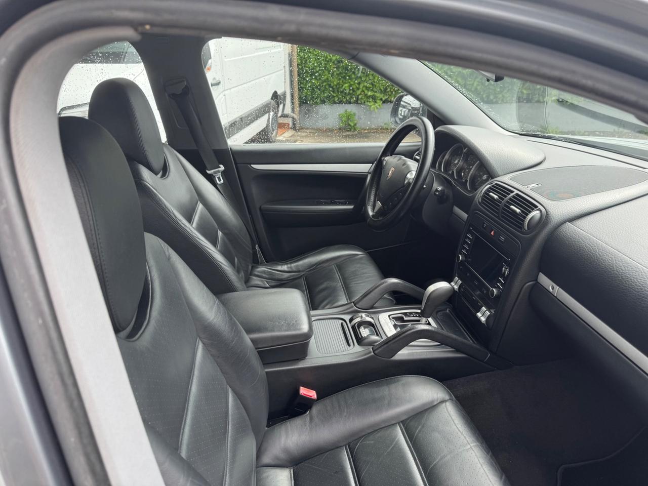Porsche Cayenne 3.2 V6 cat