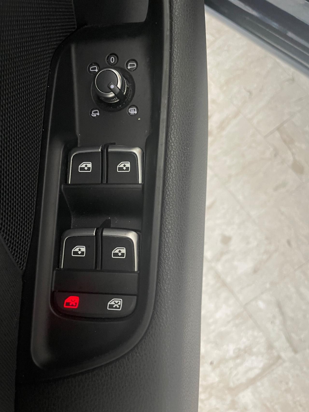 AUDI A3 SPB 1.6 TDI 116 CV S TRONIC SPORT