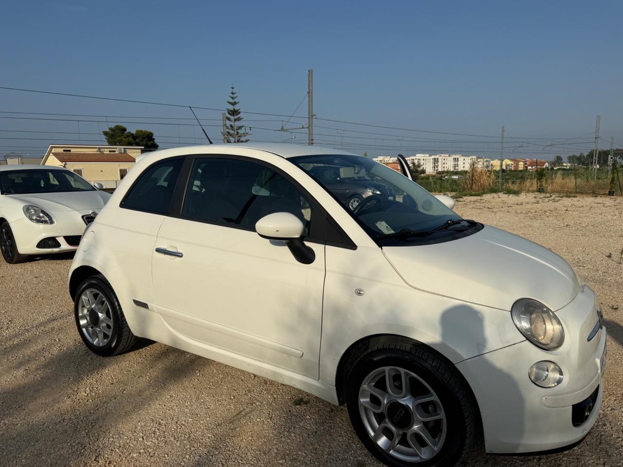 Fiat 500 1.3 Multijet Lounge 3.999€ Permute