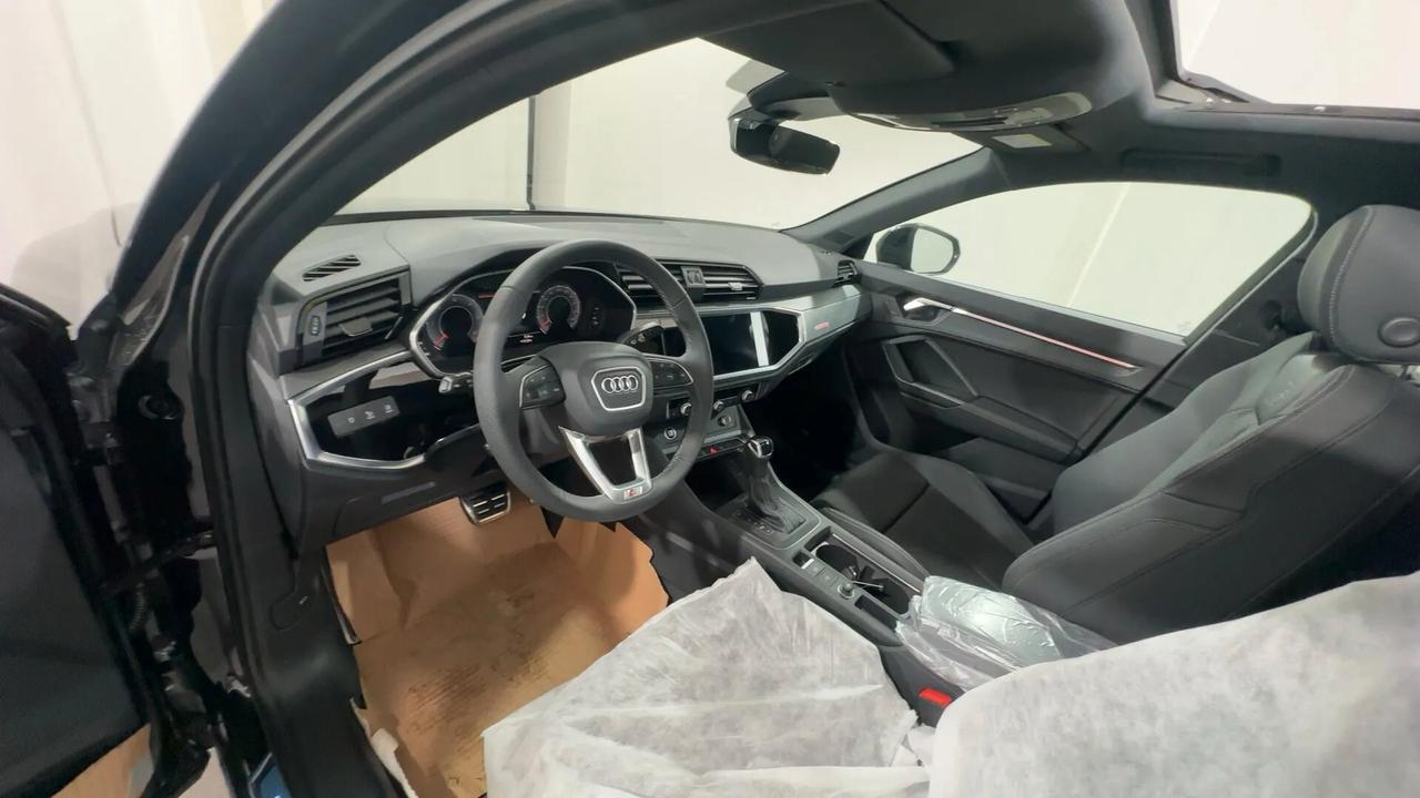 AUDI Q3 SPORTBACK 35 TDI IDENTITY BLACK TETTO APRIBILE S TRONIC