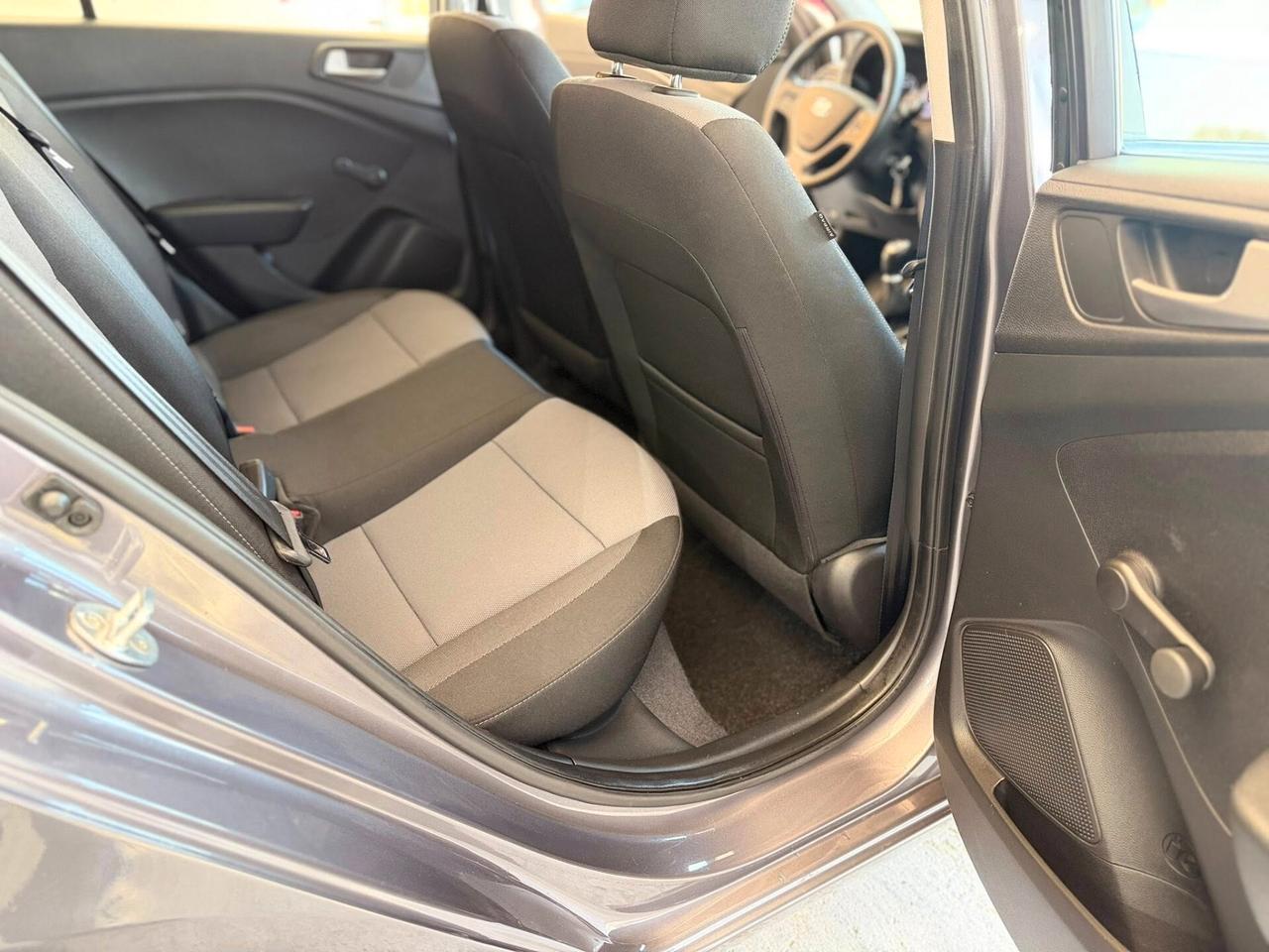 Hyundai i20 1.2 5 porte Connectline